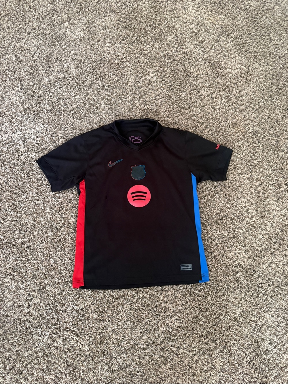 Nike FC Barcelona 2024/25 Away Jersey.